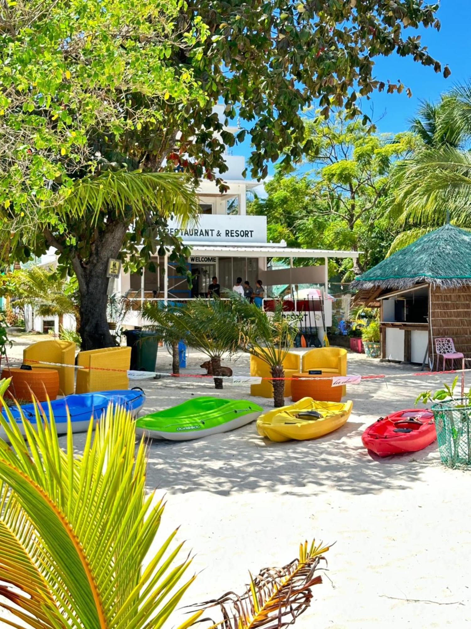 In Dai Aquasports And Beach Resort Santa Fe  Buitenkant foto
