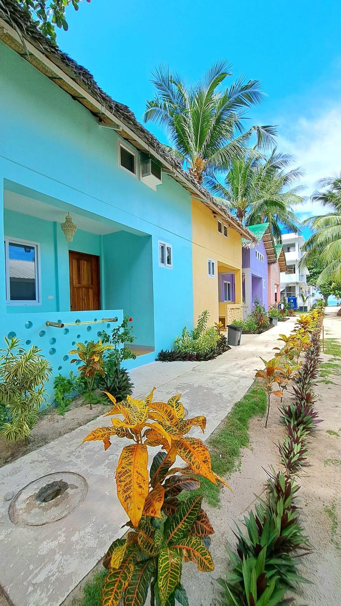 In Dai Aquasports And Beach Resort Santa Fe  Buitenkant foto